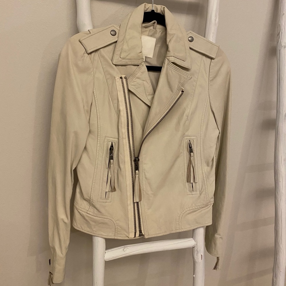 Joie / oyster 🦪 leather moto jacket 🧥